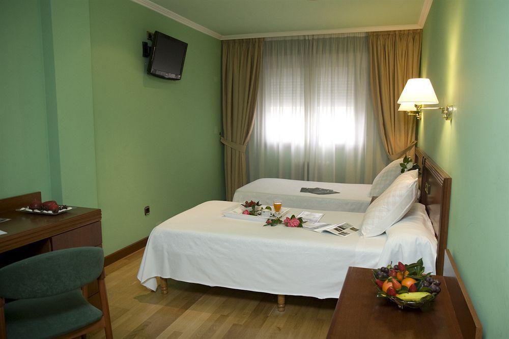 Hotel Villa De Марин Экстерьер фото
