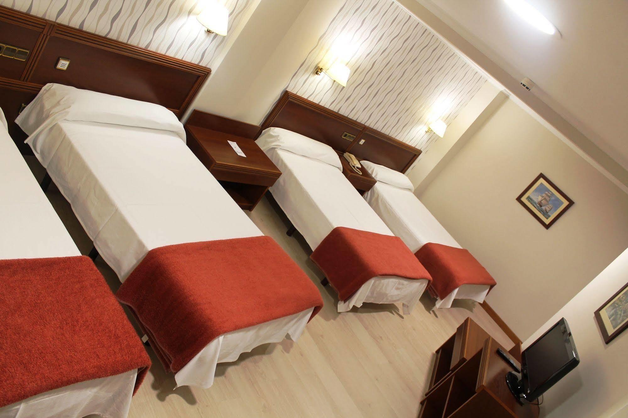 Hotel Villa De Марин Экстерьер фото