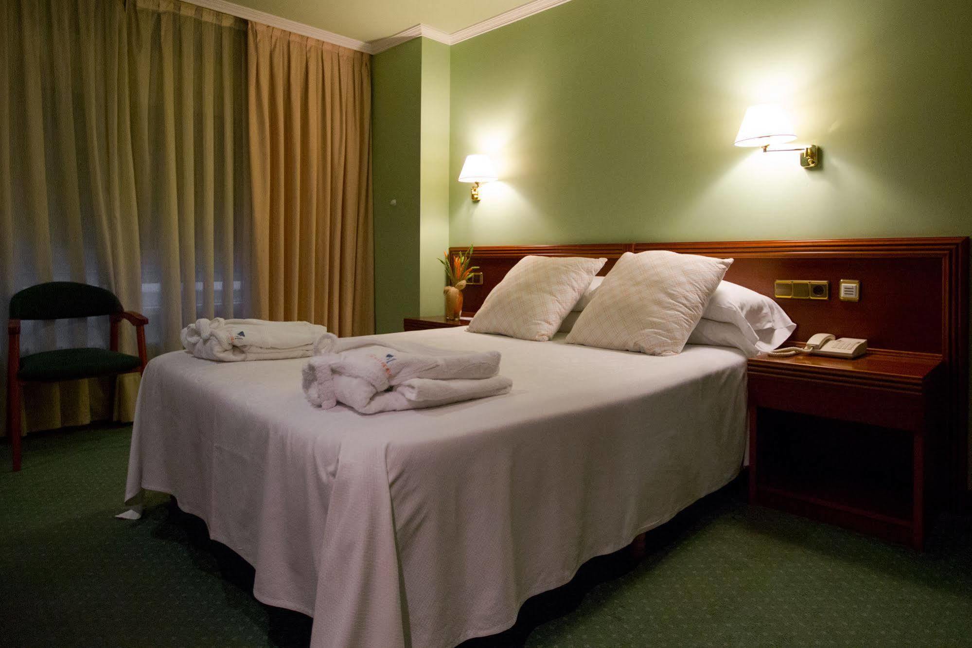 Hotel Villa De Марин Экстерьер фото